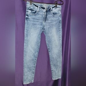 Arizona jean Co skinny's